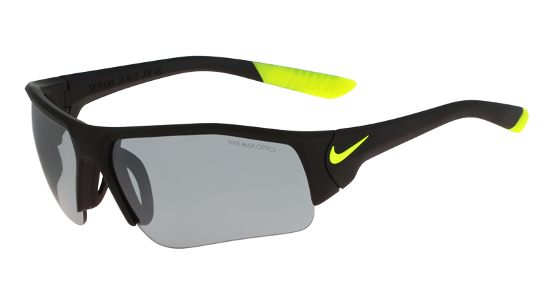 mejores-marcas-gafas-de-sol-deportivas-nike